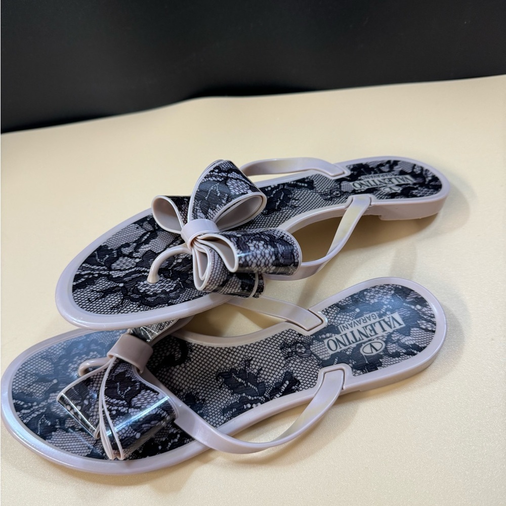 Valentino Slides Size38 - image 8